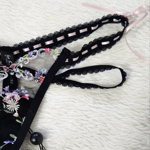 For Love and Lemons Thong panty - Picture 3 of 7